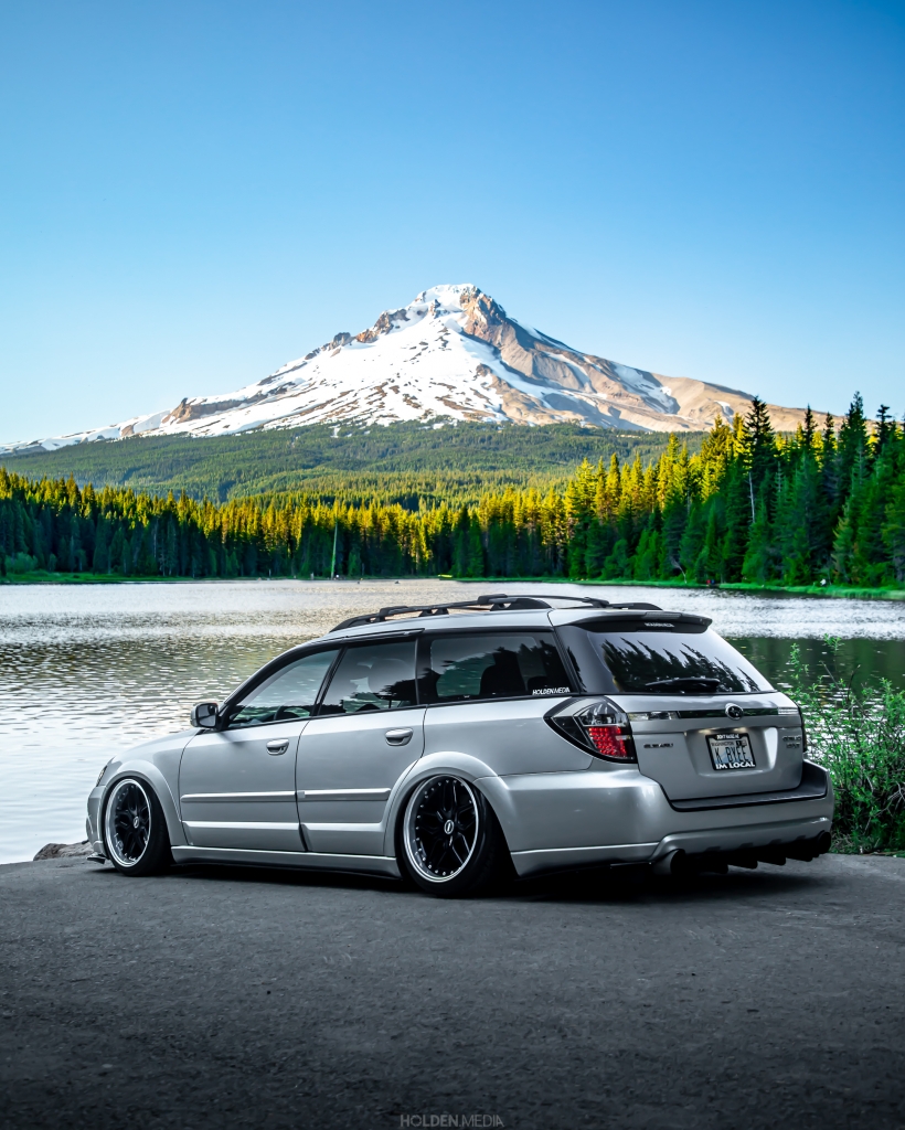 Holden B