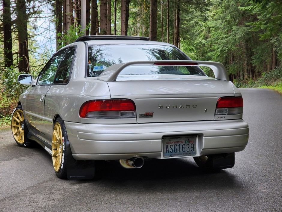 Rich S's 2001 Impreza 2.5RS coupe