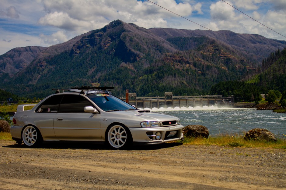 Alexander Mauricio's 2000 Impreza 2.5rs coupe