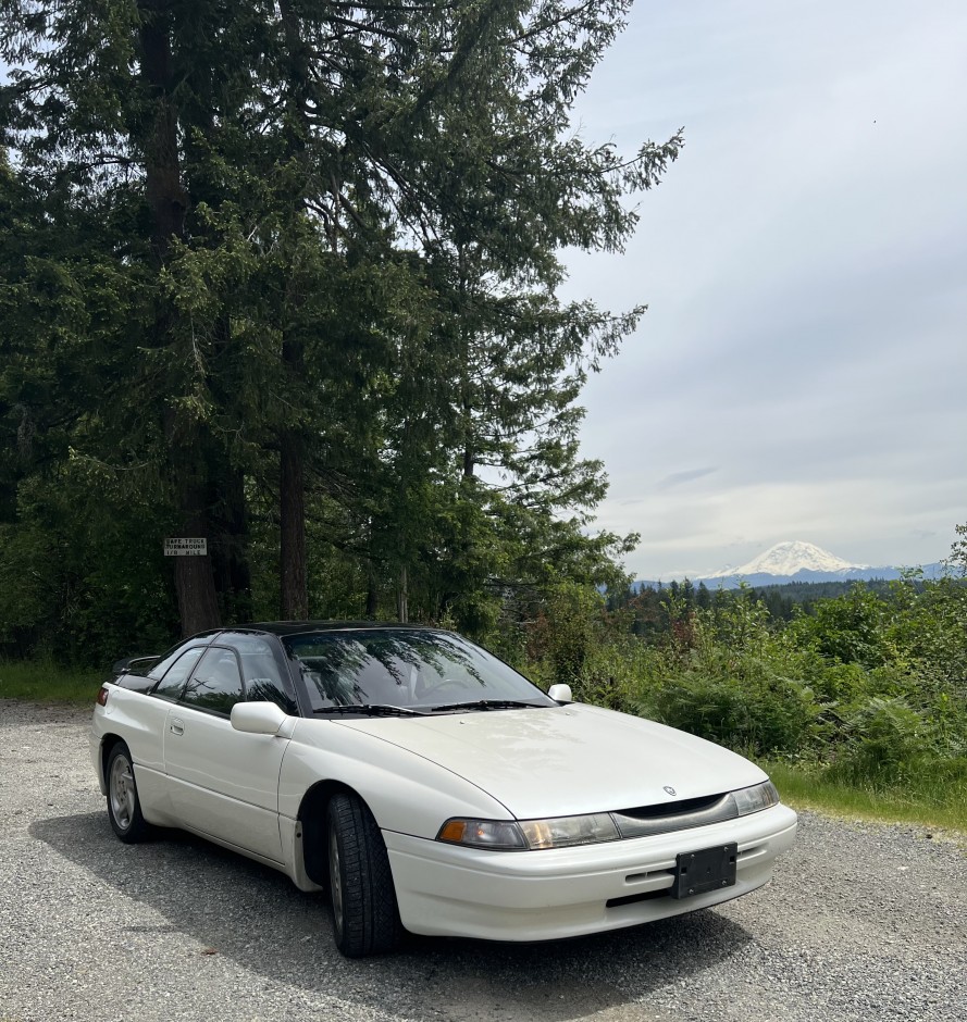 Samantha Y's 1992 SVX LSL