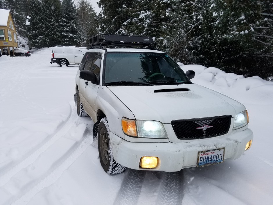 Jordan Romig's 2001 Forester L