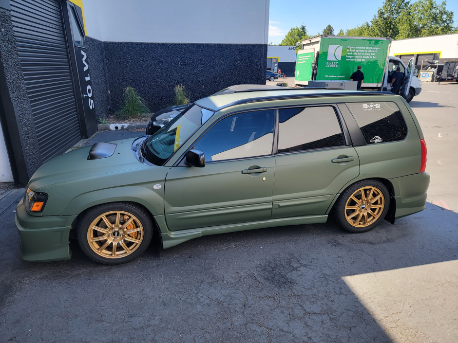 Alain D's 2004 Forester XT