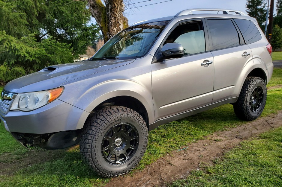 Rodney  Reed 's 2011 Forester XT Turing