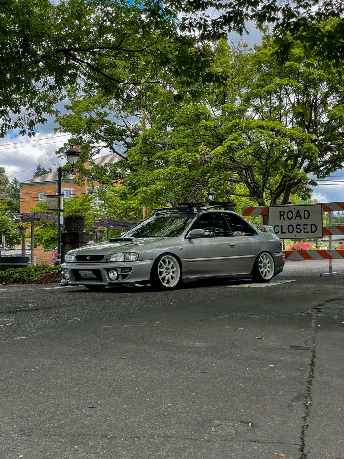 Alexander Mauricio's 2000 Impreza 2.5rs coupe