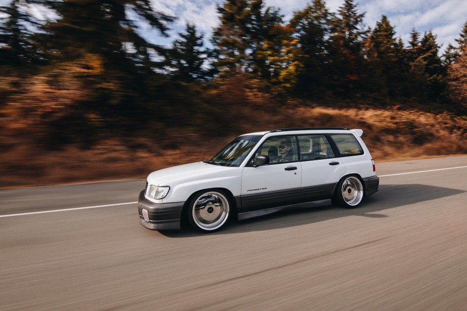 Cameron T's 2001 Forester Forester L 