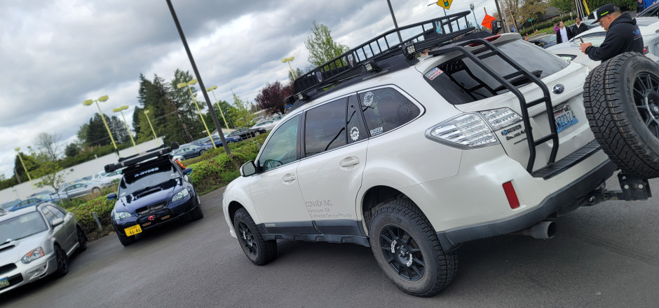 Josh C's 2011 Outback 2.5I