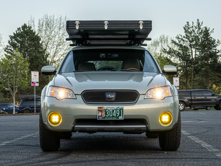 Walker D's 2006 Outback 3.0R VDC Limited